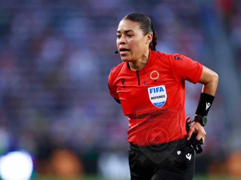 Melissa Pastrana deja el arbitraje profesional al no ser tomada en cuenta en la Liga Nacional de Honduras.
