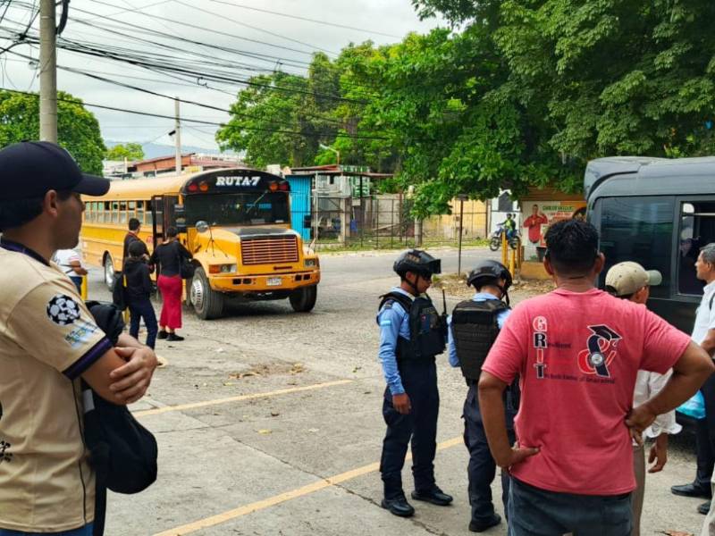 La estrategia de prevención es brindar mayor seguridad a pasajeros, conductores y ayudantes del transporte público.