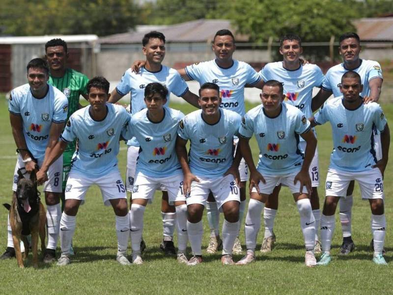 El equipo de la Policía Nacional mantiene en sus filas a exjugadores de Primera División.