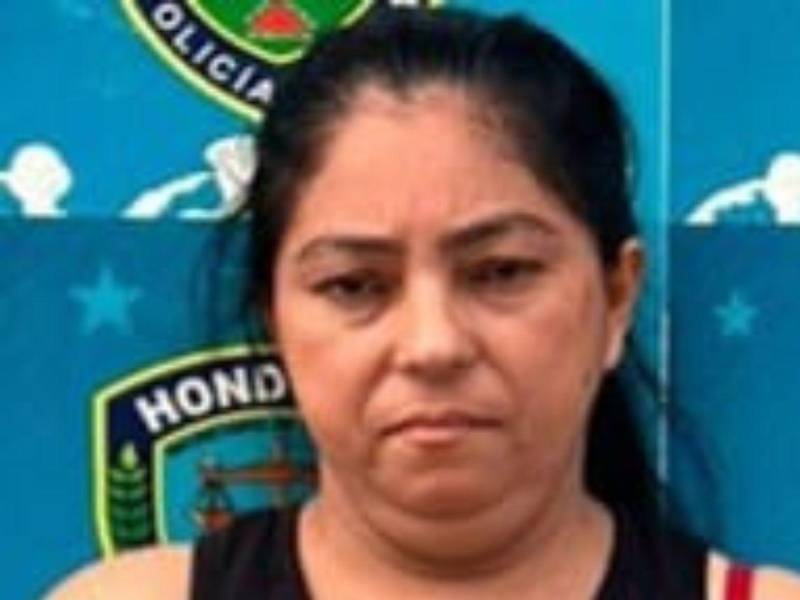 Momentos de la captura de Alba María Romero de 45 años de edad.