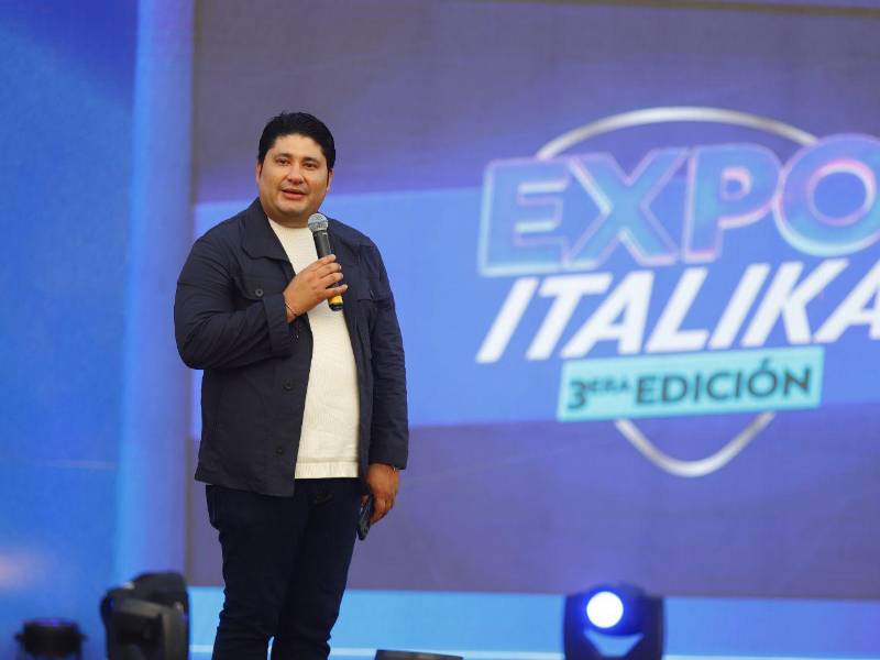 Ely Peralta, director País de Italika, señaló que la marca ha logrado posicionarse en el mercado global. En el 2026 la Casa Matriz ensambló la moto número 10 millones y recibió el Premio Logra de la ONU por su compromiso con la seguridad vial.