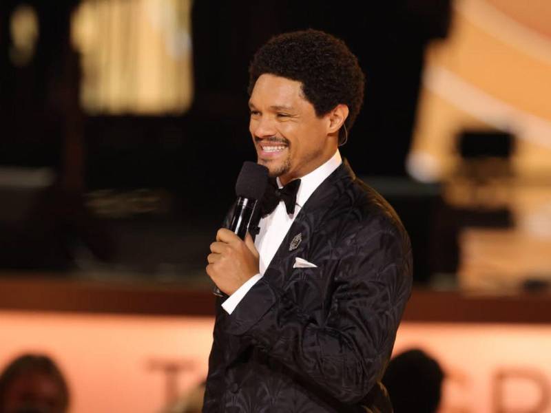 “Doechii está aquí”, dijo Trevor Noah. “Su éxito Anxiety ahora es nuestro nuevo himno nacional”.