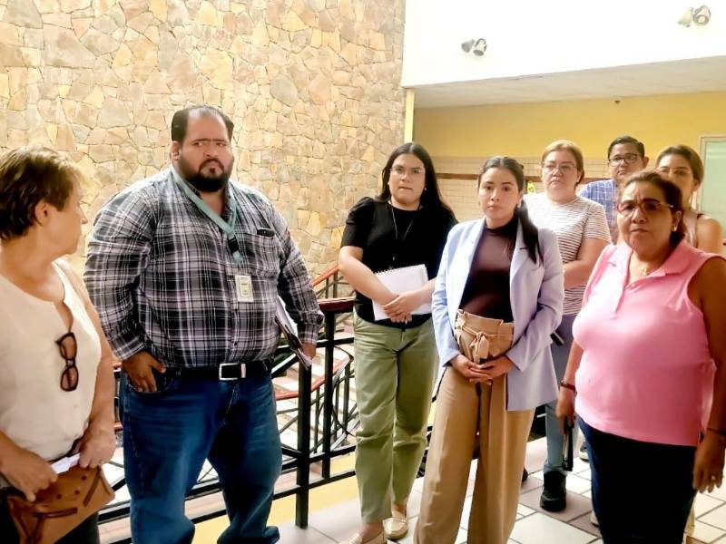 Ante la denuncia de la situación inspectores de Trabajo llegaron al pasillo de los reintegrados.