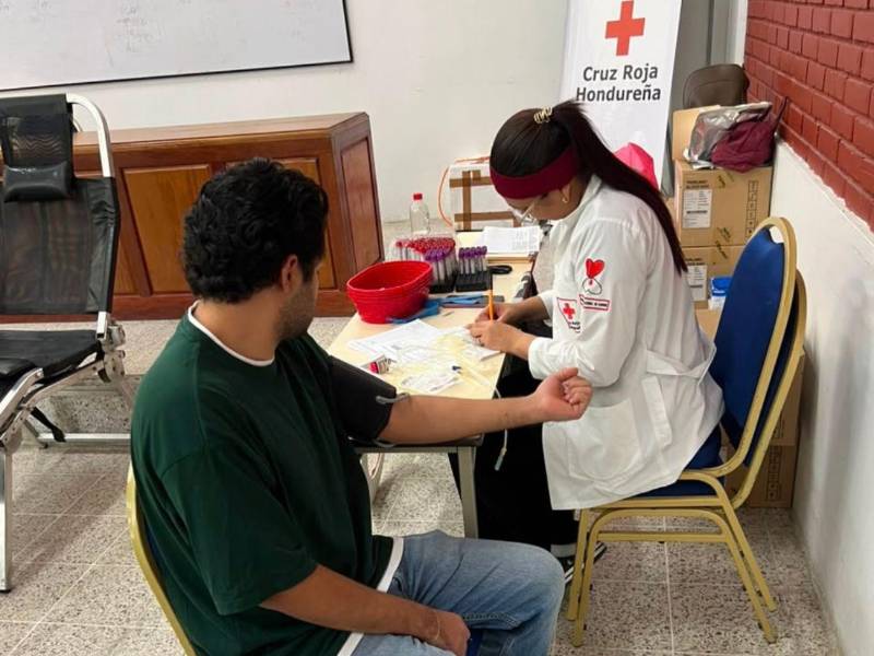 Cada donación puede contribuir a disponer de sangre para pacientes que la necesiten durante una emergencia o tratamiento médico.