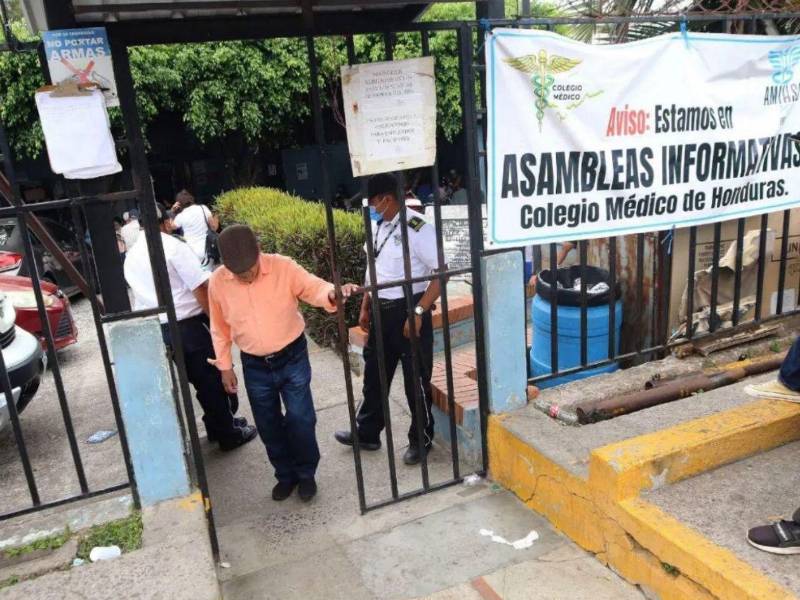 El Colegio Médico convocó al gremio a asambleas informativas a nivel nacional a partir de este lunes 7 de septiembre.