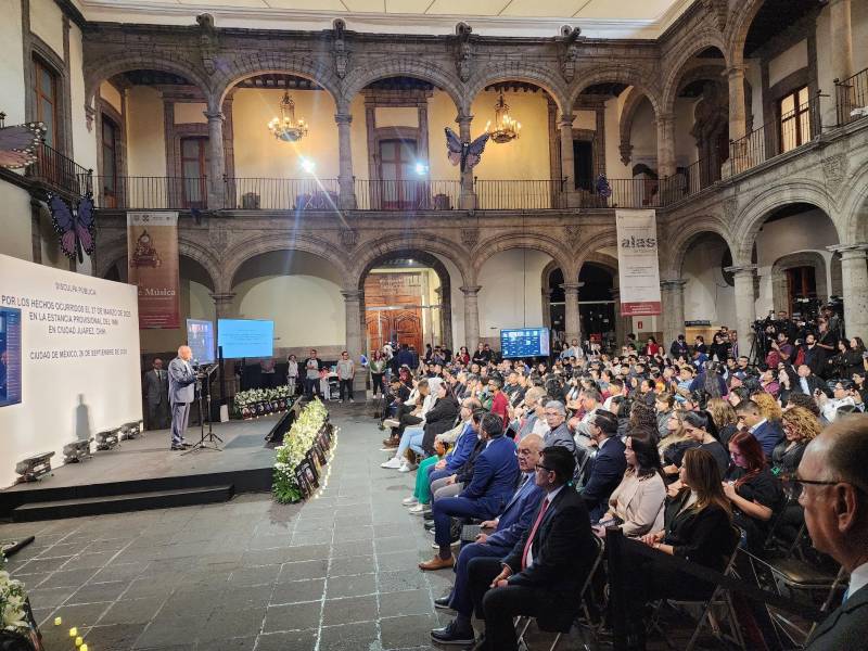 Héctor Amador, cónsul de Honduras en México, estuvo presente en el evento.