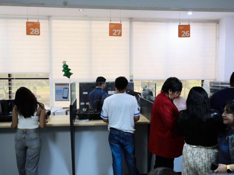 La oficina principal del Registro Nacional de las Personas (RNP), en San Pedro Sula, se encuentra en el bulevar del sur.