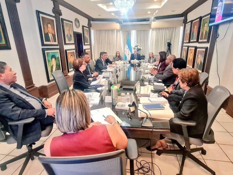 El pleno de magistrados de la Corte Suprema de Justicia, en la sesión donde se aprobó la anulación de los nombramientos efectuados en febrero, correspondientes a los últimos días de la gestión de la expresidenta Rebeca Ráquel Obando, quien renunció al cargo.