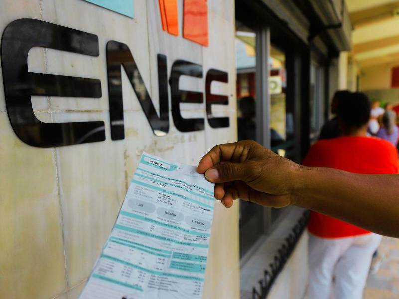 La transformación de la Empresa Nacional de Energía Eléctrica (Enee) abrirá uno de los debates más importantes del Congreso Nacional. Sobre la mesa estarán la Ley de Justicia Energética, presentada por el Partido Liberal, y la reforma a la Ley General de la Industria Eléctrica promovida por el Ejecutivo.