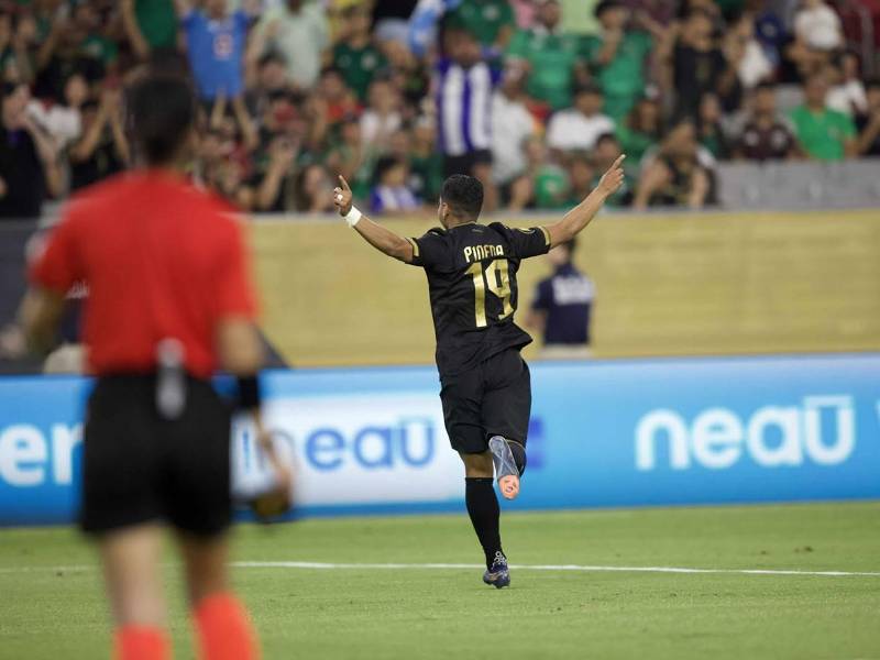 Carlos Pineda marcó el penal decisivo para la clasificación de Honduras a semifinales de la Copa Oro 2025.