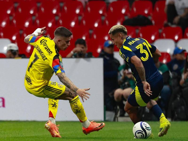 El hondureño Andy Najar fue titular como lateral por la banda derecha en el estadio Banorte.