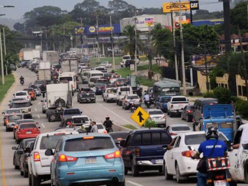 Las medidas adoptadas son para evitar que los conductores se enfrasquen en embotellamientos que los lleven a consumir combustible de más.