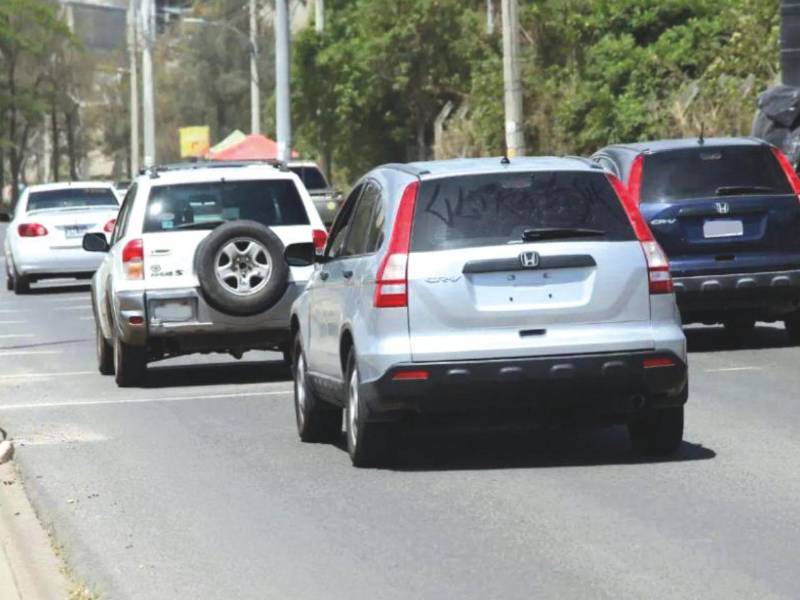 Honduras acumula un déficit superior a 830,000 vehículos sin placas metálicas oficiales.