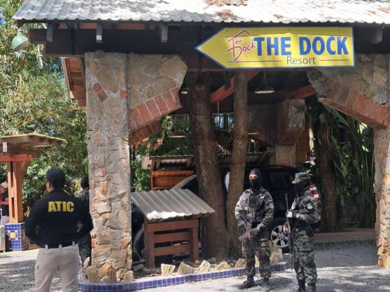 The Dock Resort fue asegurado por las autoridades.