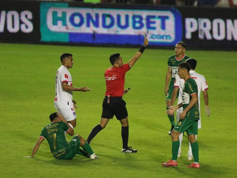 En el Marathón no quedaron nada contentos con el arbitraje de Saíd Martínez en la Gran Final ante Olimpia.