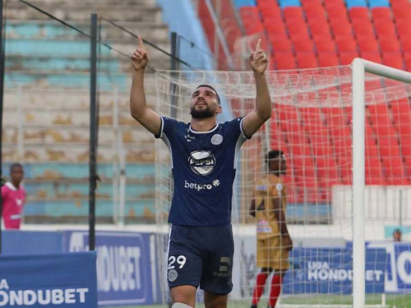 John Kleber de Oliveira marcó el segundo gol del Motagua contra el CD Choloma en el estadio Nacional.