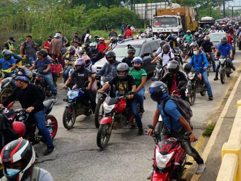 Los precios accesibles, las facilidades de pago y el costo de los combustibles impulsan el uso de motocicletas, mientras la recaudación vehicular podría alcanzar los 5,400 millones de lempiras en 2026.