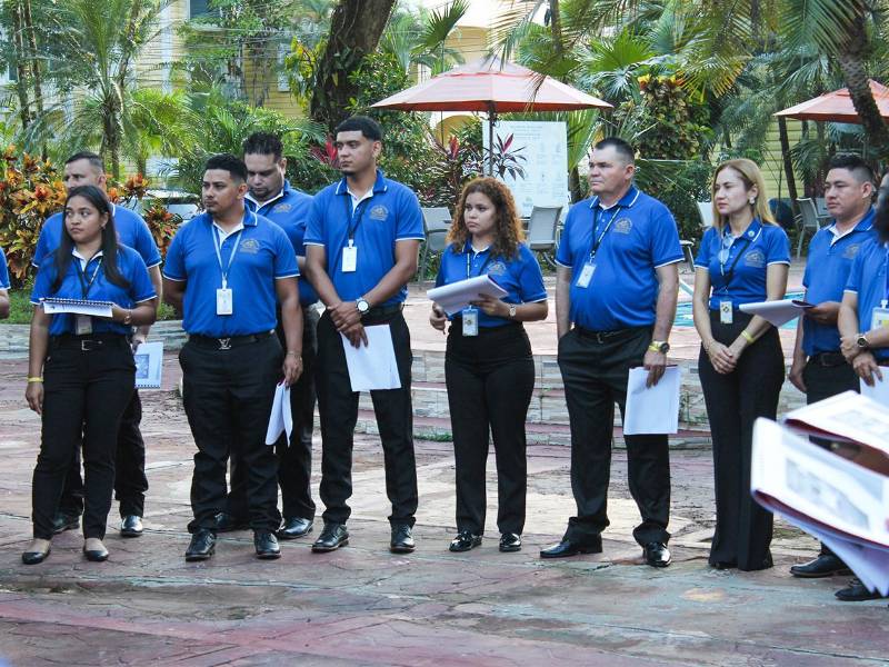 La jornada inició con una importante capacitación para fortalecer las capacidades de los colaboradores.