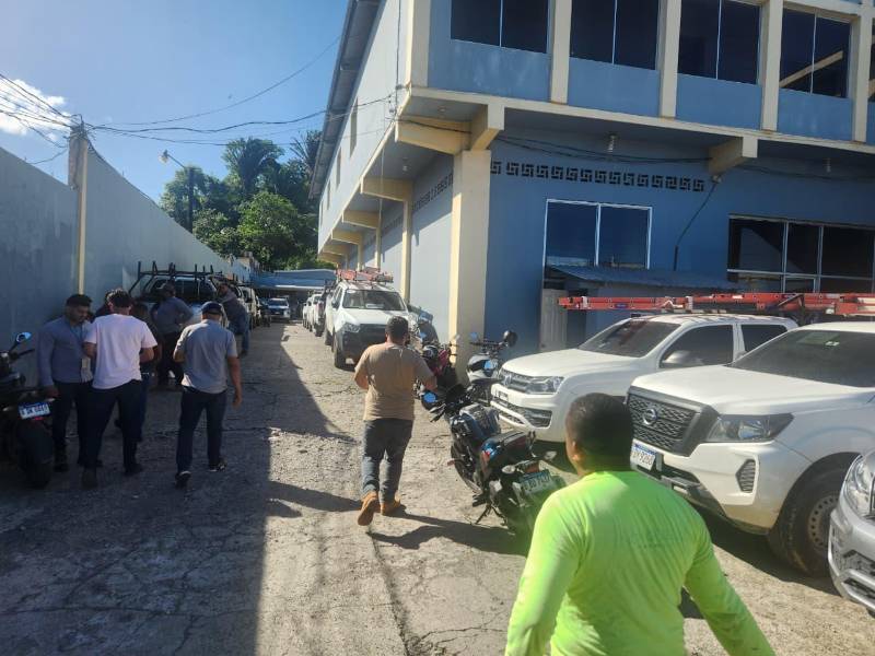 Los empleados del PNRP en el litoral atlántico denuncian que se les ha dejado sin funciones y sin acceso a la sede de la institución.