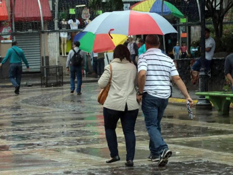 Este martes, desde la mañana, San Pedro Sula registra lluvias y bajas temperaturas.