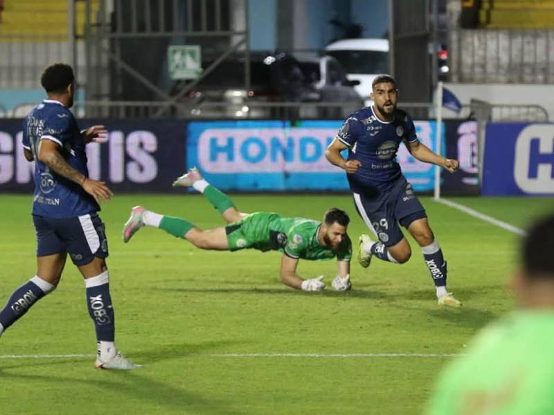 John Kleber de Oliveira superó a Enrique Facussé y dio la victoria al Motagua.