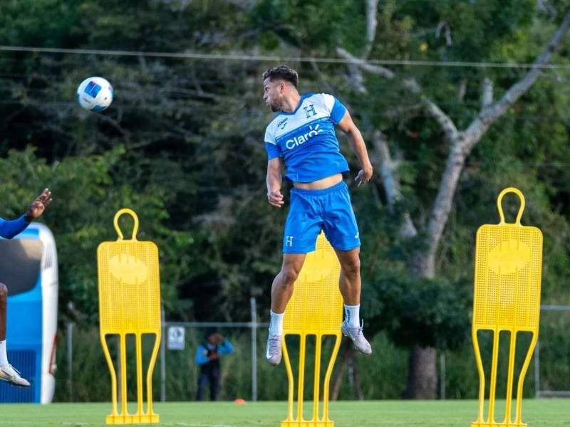 El defensor central Marcelo Santos es duda en Honduras para el duelo ante Nicaragua.