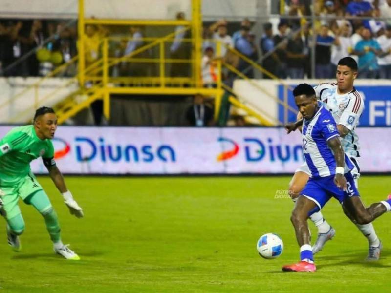 Prensa deportiva de Costa Rica causa revuelo con la petición que han hecho de cara al duelo del martes donde su selección se enfrentará a Honduras por el cierre de las eliminatorias de Concacaf rumbo al Mundial 2026.