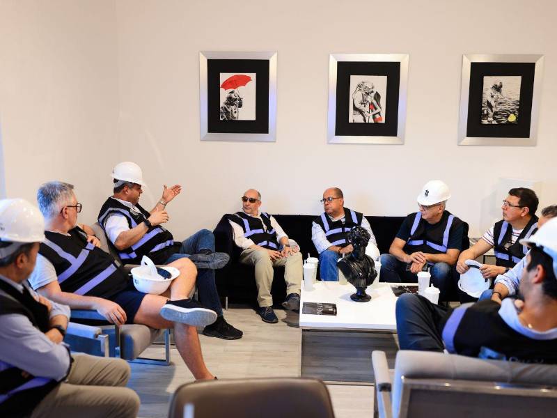 El encuentro entre líderes de la FIIC y Grupo Platino, permitió fortalecer lazos y compartir experiencias sobre desarrollo urbano sostenible en la región.