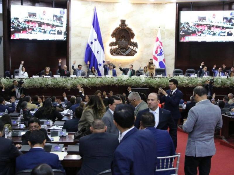Congreso Nacional aprueba con 119 votos reformas contra maras y pandillas. Incluyen cadena perpetua, allanamientos y nuevas medidas carcelarias