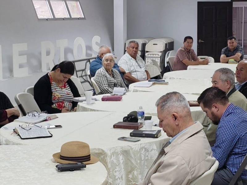 El objetivo principal es fortalecer la unidad pastoral y llevar un mensaje de esperanza y reconciliación a la población.