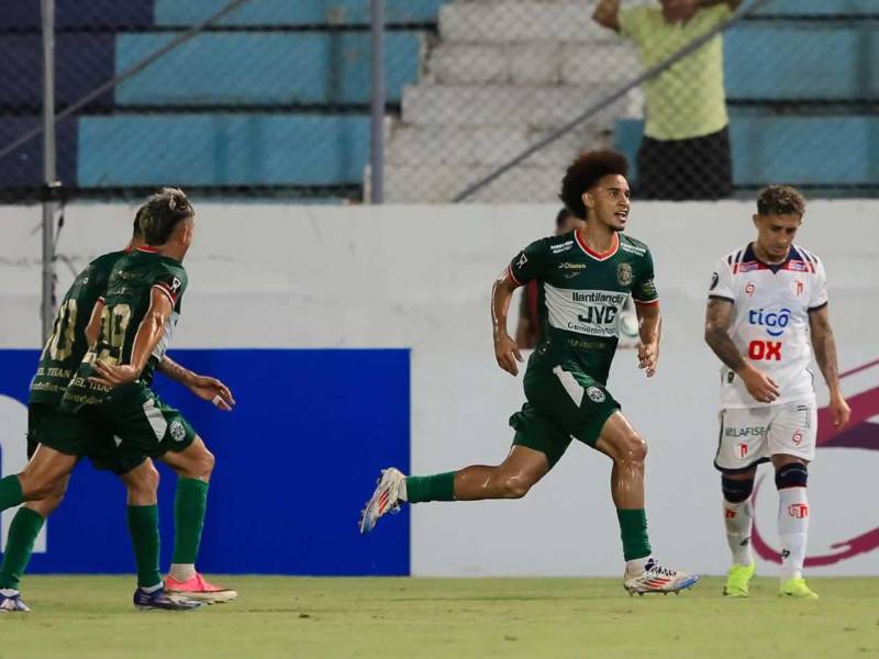 Javier Arriaga marcó el 2-0 del Marathón contra el Real Estelí.