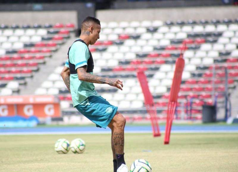 El jugador de 28 años falleció la madrugada del 14 de febrero, su actual club se encargó de confirmar la noticia y expresar condolencias a la familia.