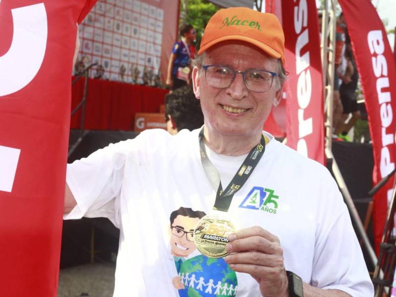 La 50.ª edición de la Media Maratón La Prensa - Gatorade dejó momentos memorables y permitió apreciar la participación de reconocidas figuras que se sumaron a esta histórica jornada deportiva.