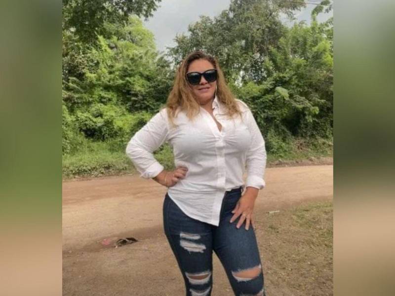 Fotografía en vida de Dania Carolina Rosales