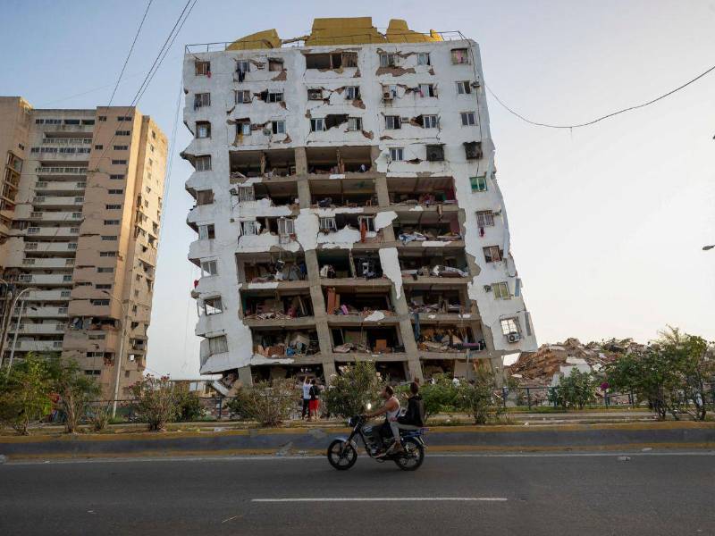 Los equipos de rescatistas internacionales que llegaron a Venezuela tras el devastador doble terremoto han comenzado a retirarse de La Guaira, dando por concluida la fase más intensa de las labores de búsqueda.
