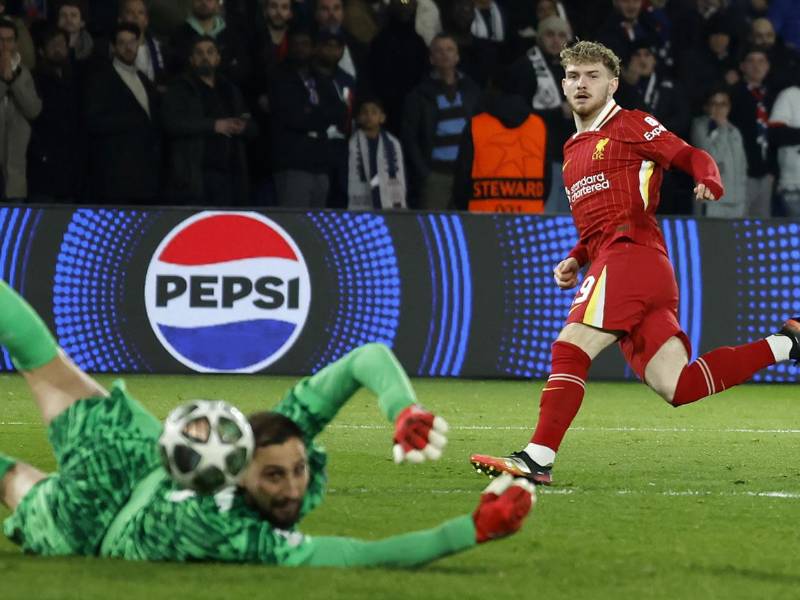 El disparo de Harvey Elliot que superó a Donnarumma para el triunfo del Liverpool en París.