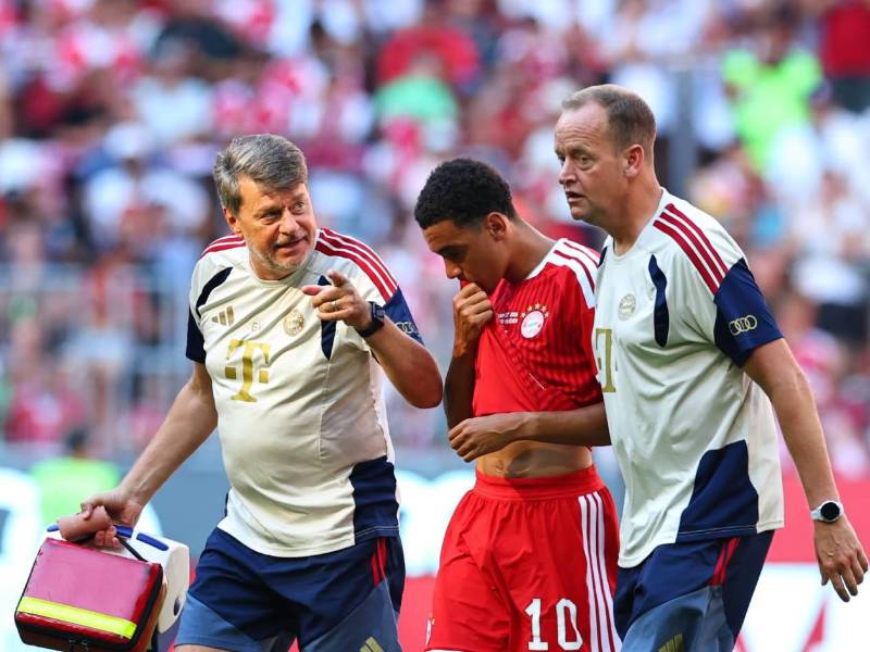 Jamal Musiala atraviesa un momento de especial atención tras haber sufrido dos episodios de desvanecimiento durante la pretemporada del Bayern Múnich.