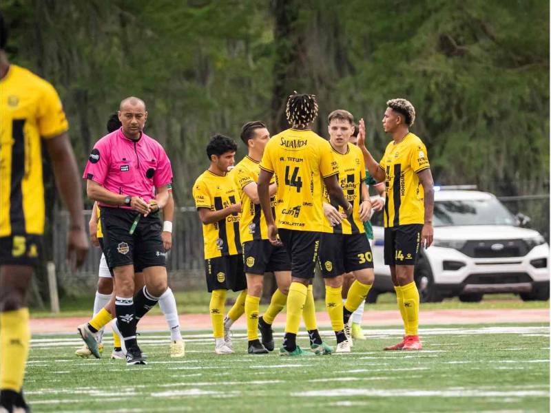 Real España y Marathón juegan este domingo un amistoso en Estados Unidos.