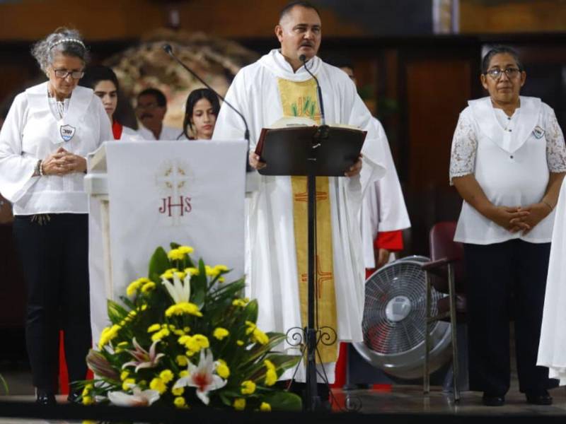 Las actividades del centenario del JTR iniciaron el sábado con una misa de acción de gracias en la catedral San Pedro Apóstol.