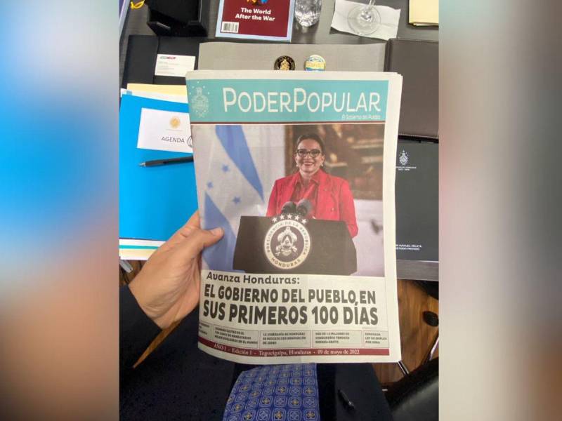 Imagen de la primera edición del periódico Poder Popular.