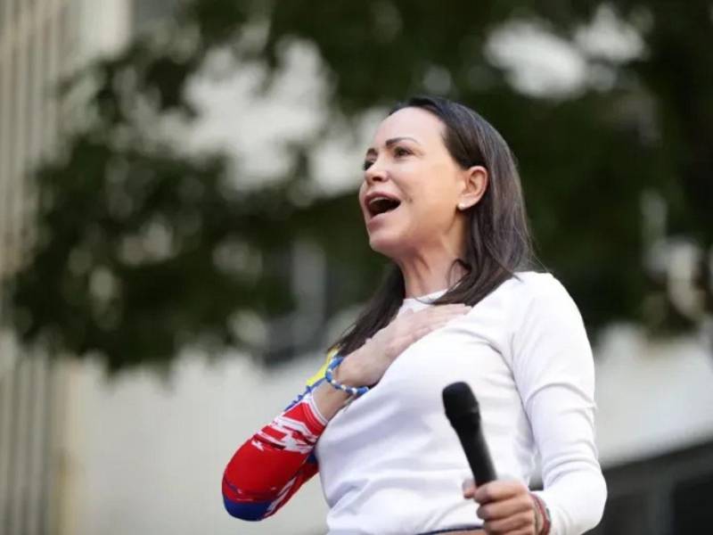 La líder opositora venezolana, María Corina Machado, pronuncia un discurso.