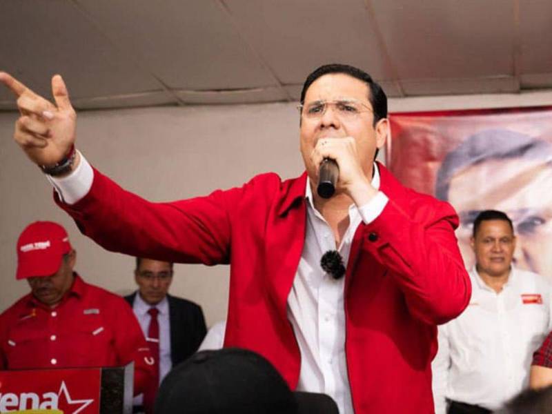 Mauricio Rivera, diputado del Congreso Nacional.