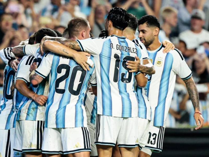 El conjunto dirigido por Lionel Scaloni mostró solidez, profundidad en su plantilla y una notable eficacia ofensiva.