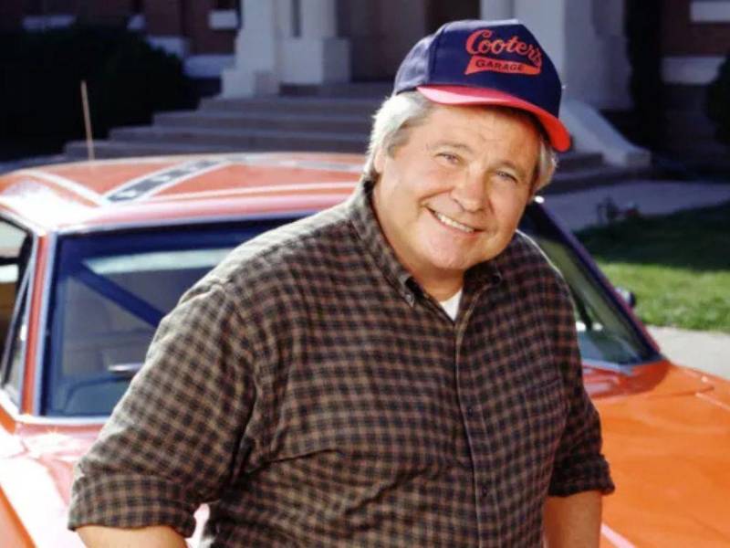 Ben Jones fue empresario y promotor cultural, en especial de la serie que lo hizo famoso Los Dukes de Hazzard.