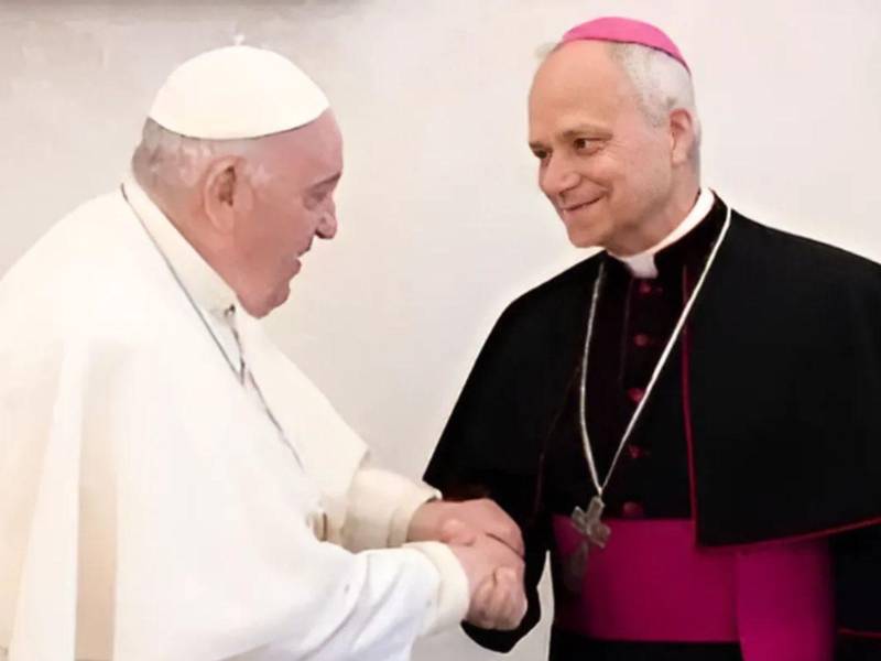 El papa León XIV es el primer papa estadounidense. Siguió muy de cerca los pasos de Francisco, de quien era un muy cercano colaborador en la Curia Romana.