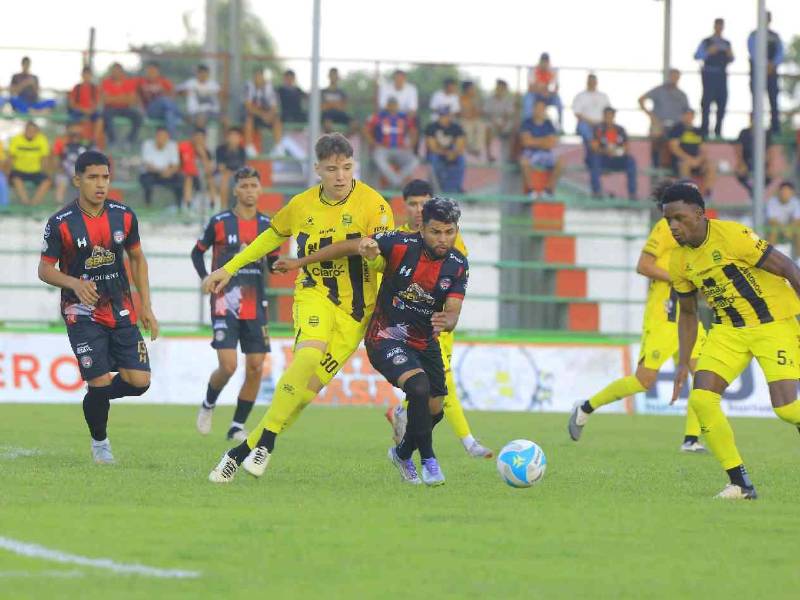 Choloma y Real España juegan este jueves en el Estadio Rubén Deras por la jornada 17 del Clausura 2026.
