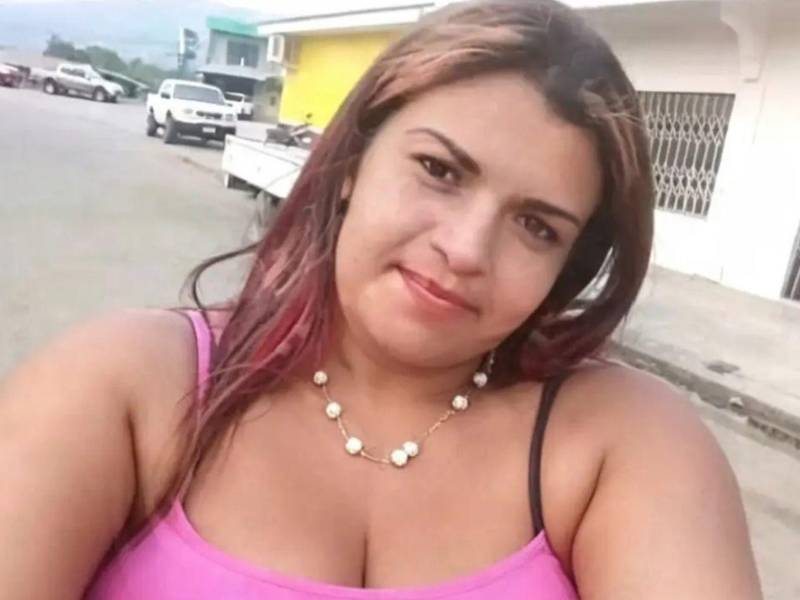 El violento suceso se registró ayer en horas de la noche. Fotografía de la víctima, Dania Meléndez.
