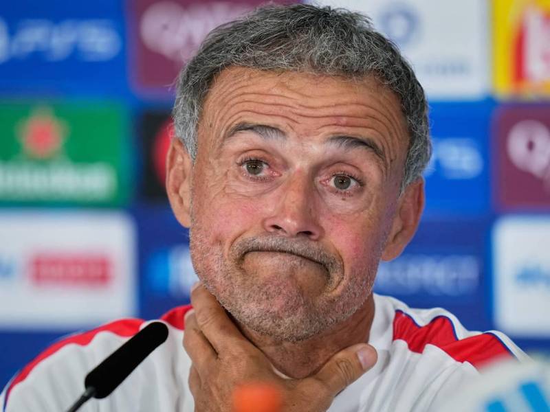 El entrenador Luis Enrique atendió a los medios de comunicación con rotundos comentarios.