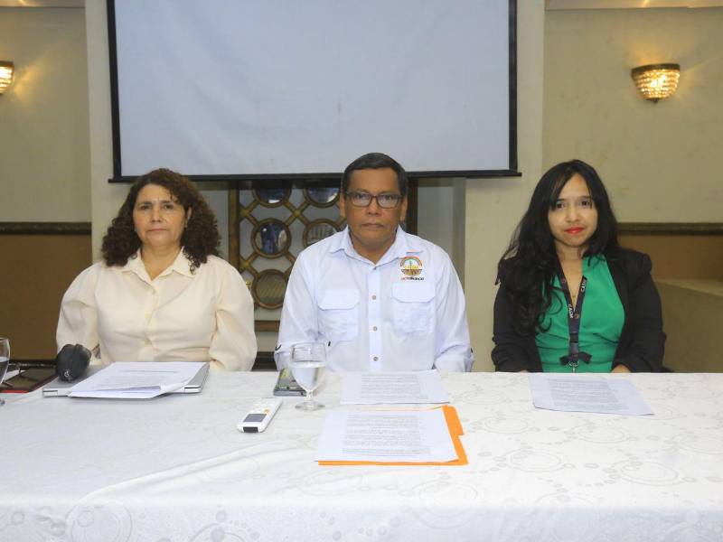Representantes del CASM durante la conferencia de prensa del lunes 17 de agosto.