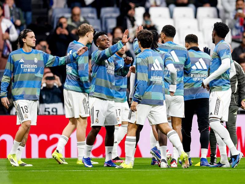 Álvaro Arbeloa debuta en la Liga Española el día de su cumpleaños y en el Bernabéu contra el Levante.